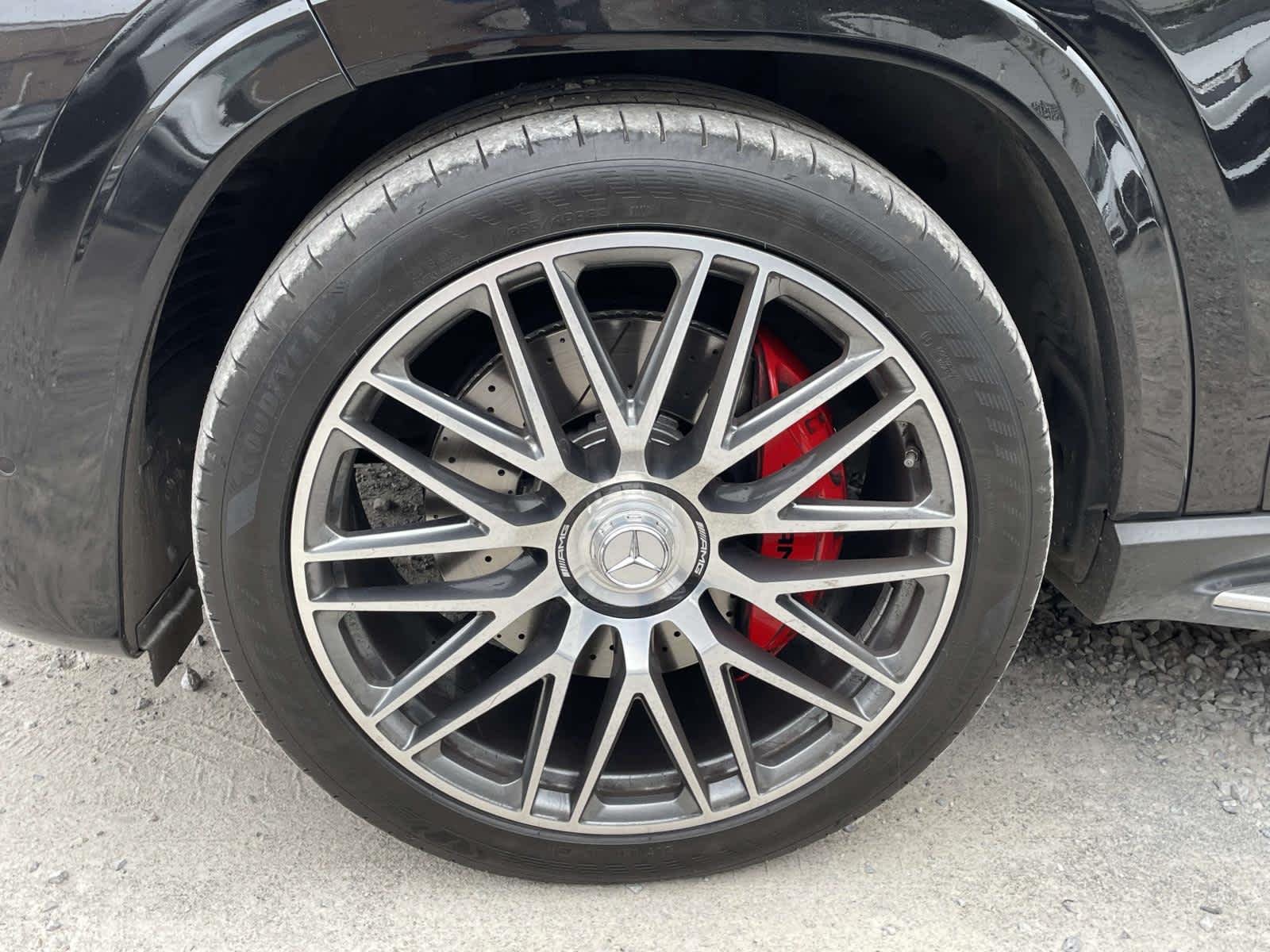 Used 2022 Obsidian Black Metallic Mercedes-Benz AMG® GLS 63 image 19