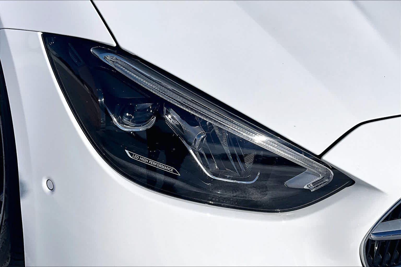 Used 2023 Polar White Mercedes-Benz C 300 image 27