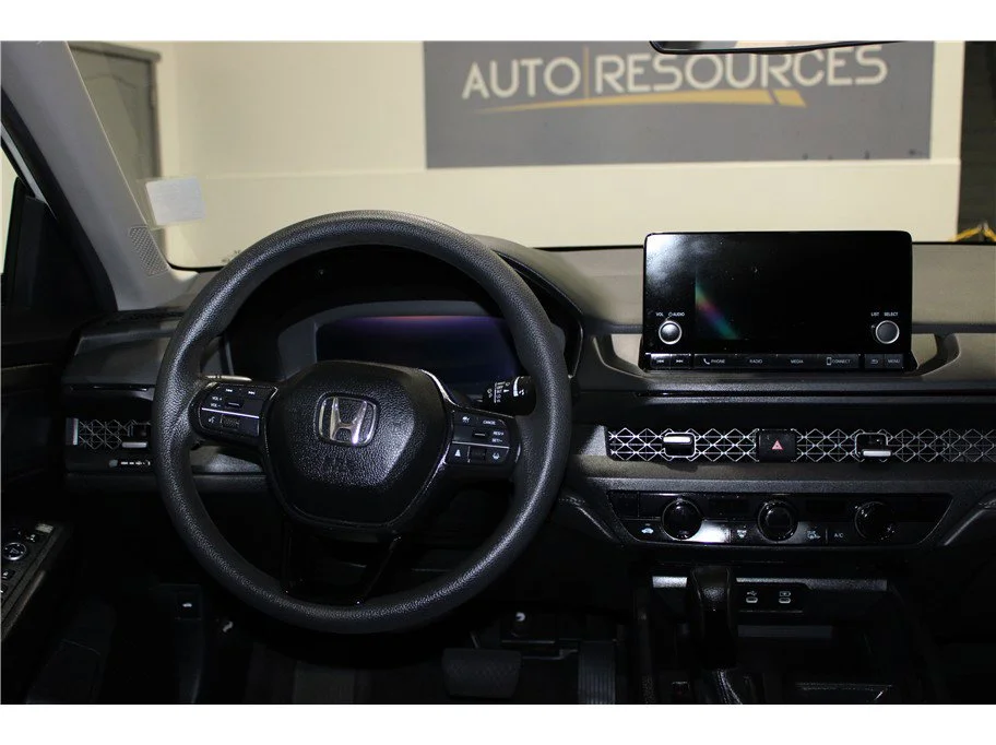Used 2024 White Honda EX image 15
