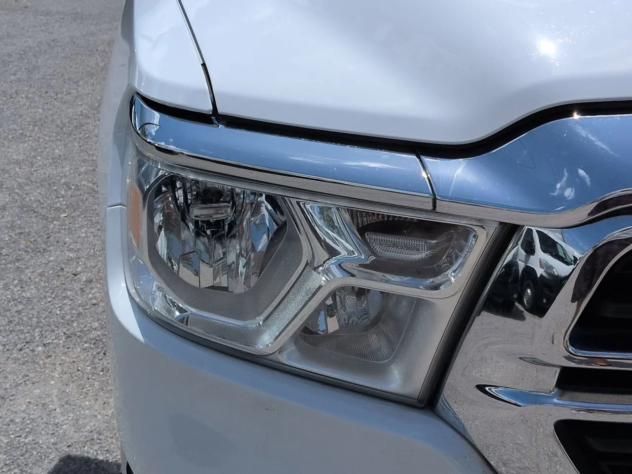 Used 2022 Bright White Clearcoat Ram Big Horn image 10