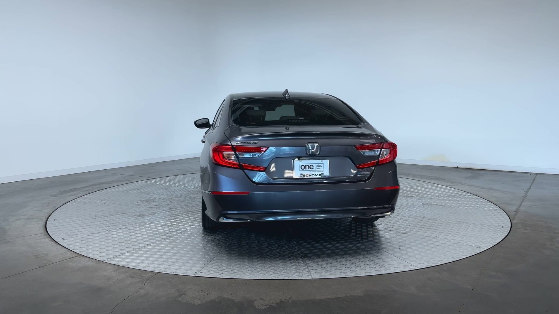 Used 2019 Gray Honda Touring image 7