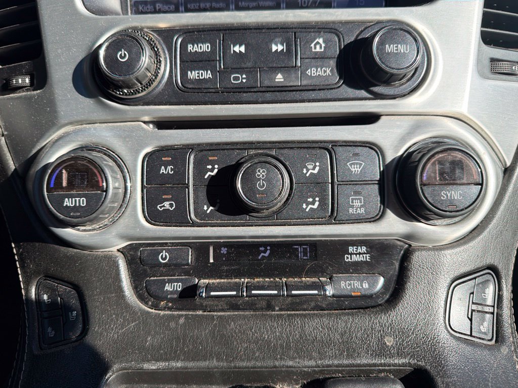 Used 2020 Satin Steel Metallic GMC SLT image 13