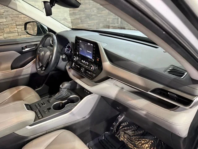 Used 2021 Celestial Silver Metallic Toyota XLE image 32