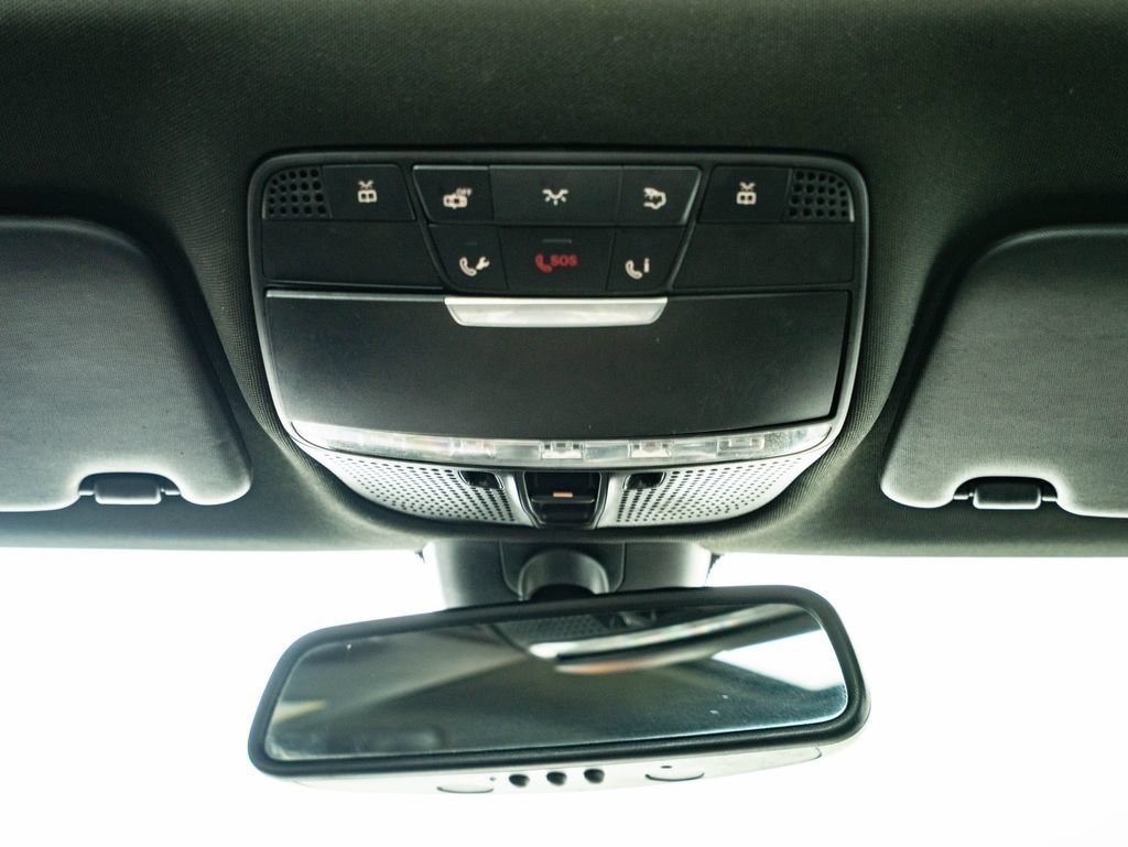 Used 2018 White Mercedes-Benz C 300 image 41