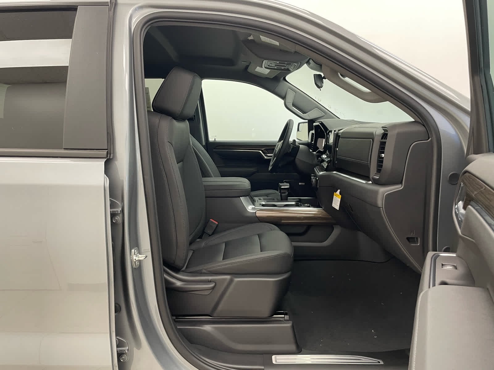 2026 Chevrolet Silverado 1500 RST - Photo 17