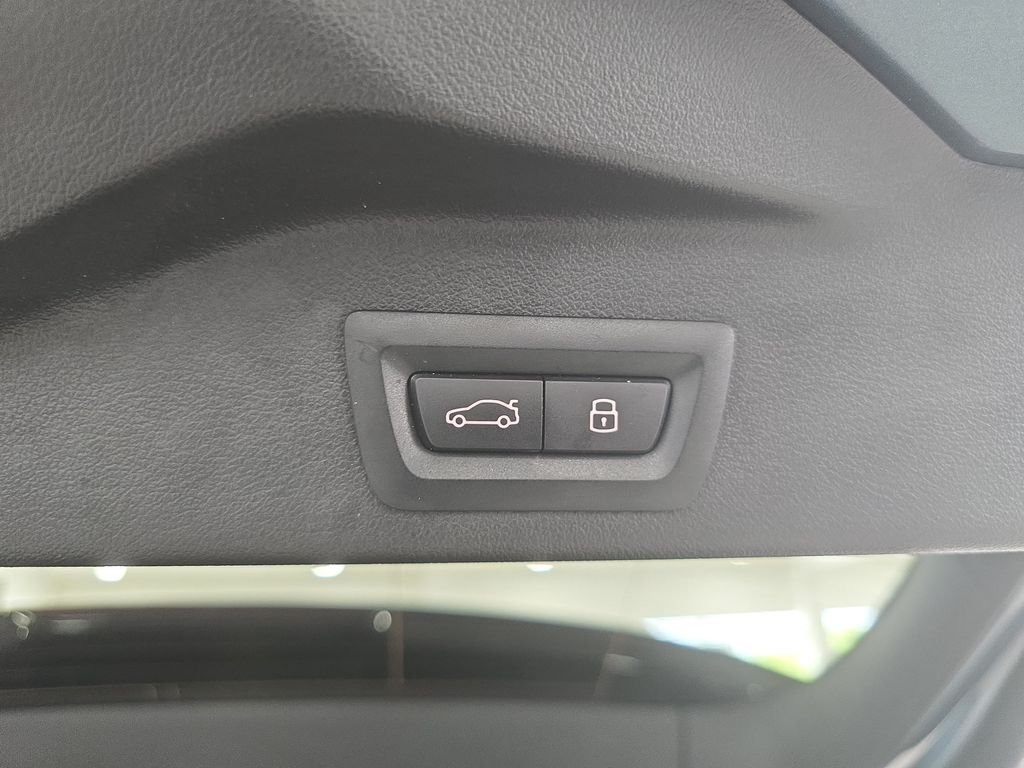 Certified Used 2025 Blue Ridge Mountain Metallic BMW xDrive40i image 25