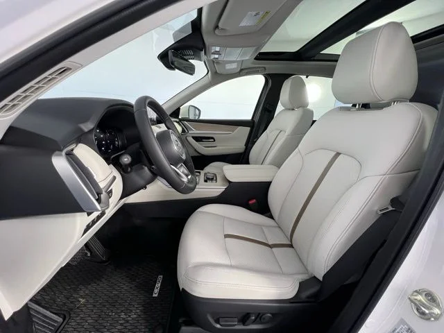 New 2026 Rhodium White Premium Mazda 3.3 Turbo Premium Plus AWD image 11
