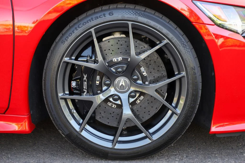 Used 2018 Red Acura  image 14