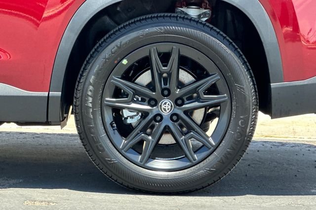 New 2026 Ruby Flare Pearl <sup>1</sup> Toyota  MAX Platinum image 26