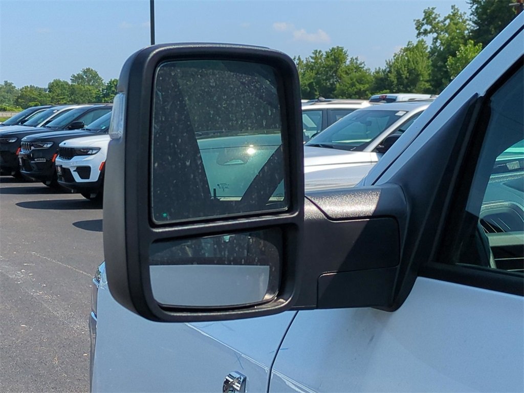 2025 Ram 2500 Tradesman photo 4