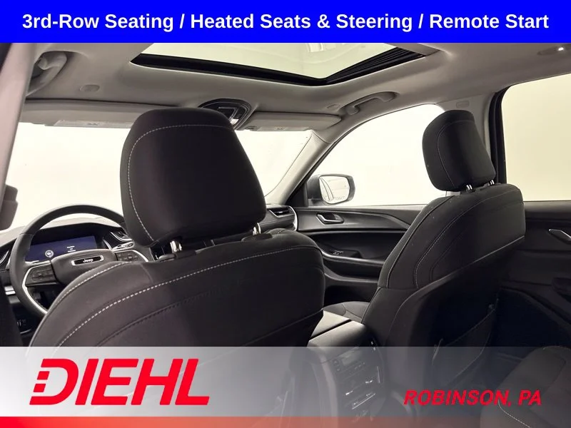 Used 2023 White Jeep Laredo image 20