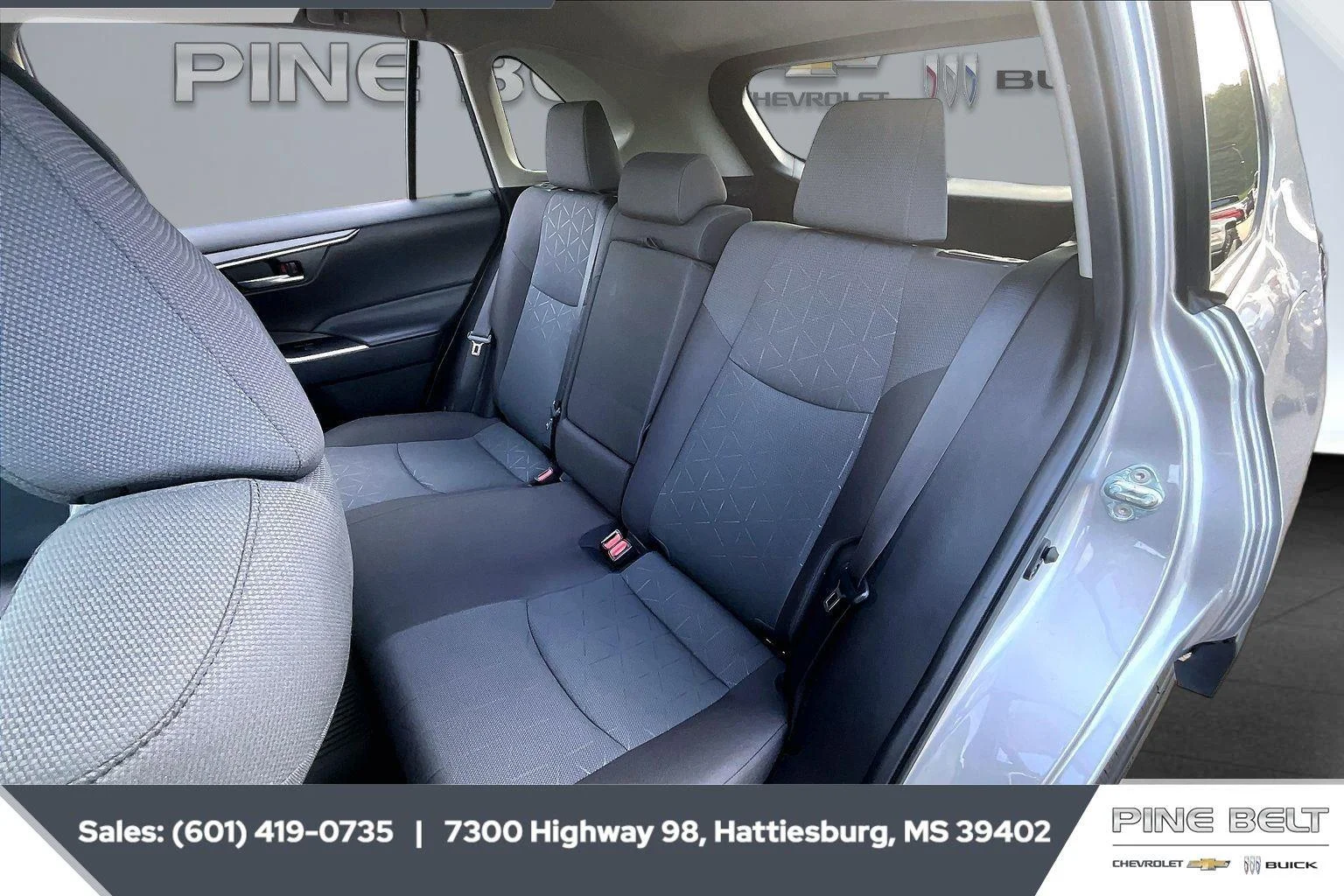 Used 2024 Silver Sky Metallic Toyota Hybrid XLE image 19