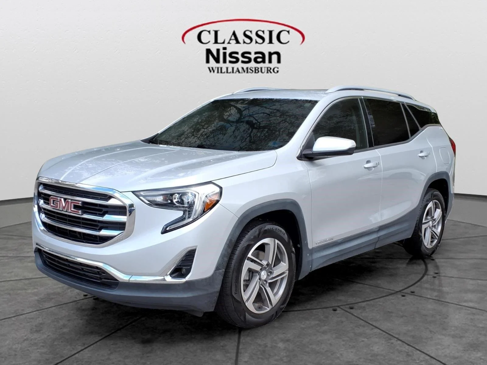 Used 2019 Quicksilver Metallic GMC SLT image 1