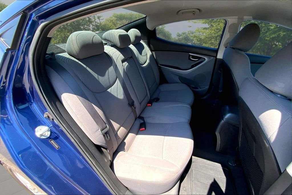 Used 2015 Blue Hyundai SE image 22