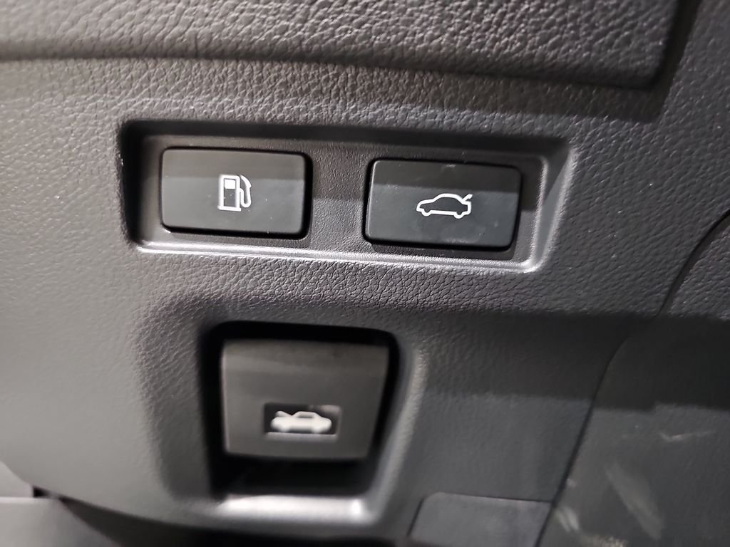 Used 2025 White Lexus 350 image 24