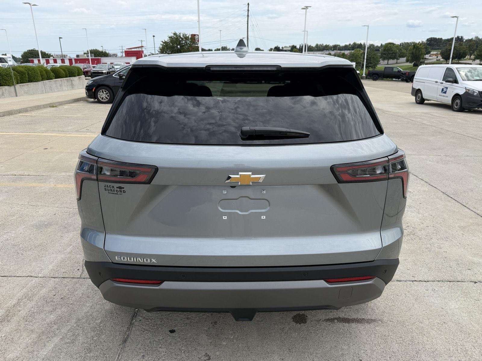 2027 Chevrolet Equinox LT - Photo 37