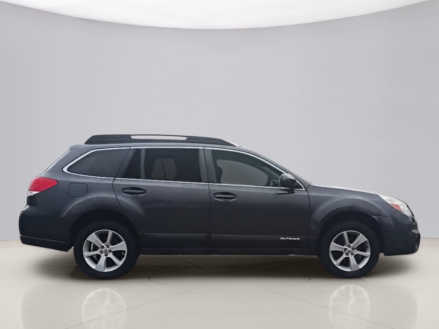 Used 2013 Grey Subaru 2.5I PREM image 6