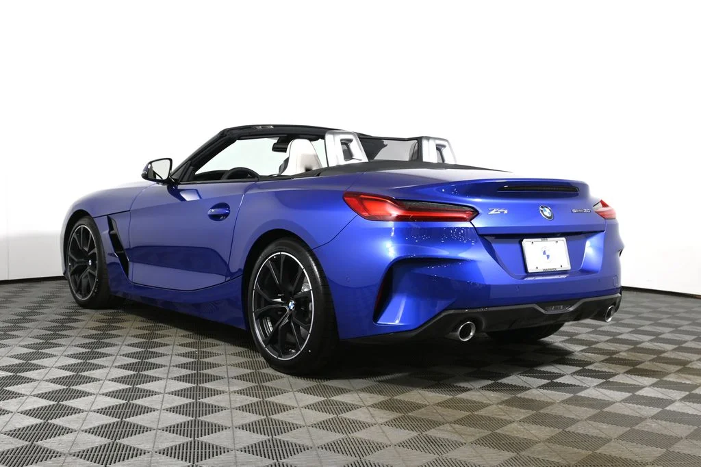 New 2026 Blue BMW sDrive30i image 13