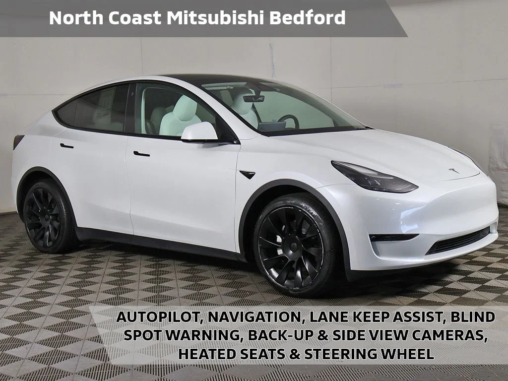 2023 Tesla Model Y Long Range Dual Motor All-Wheel Drive's photo