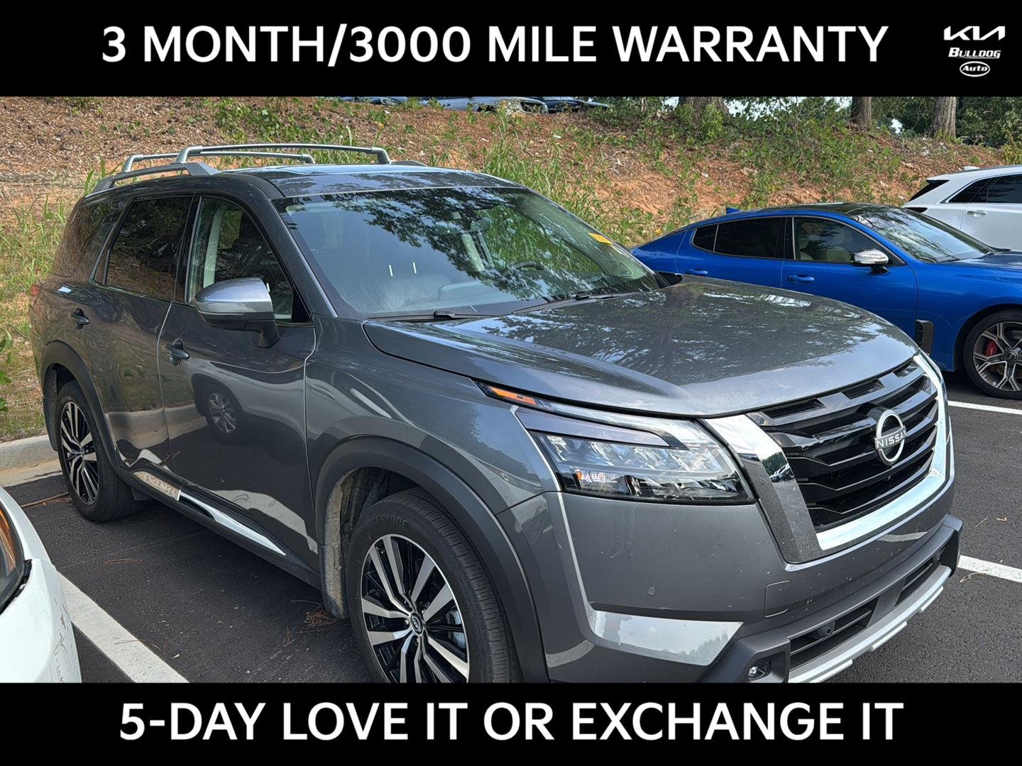 2025 Nissan Pathfinder Platinum 4WD's photo