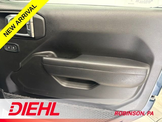 Used 2025 Blue Jeep Rubicon image 13