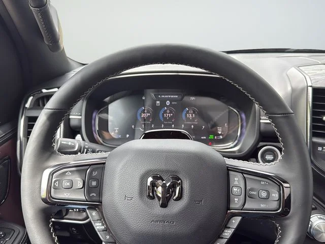 New 2026 Diamond Black Crystal Pearl-Coat Exterior Paint RAM Limited image 20