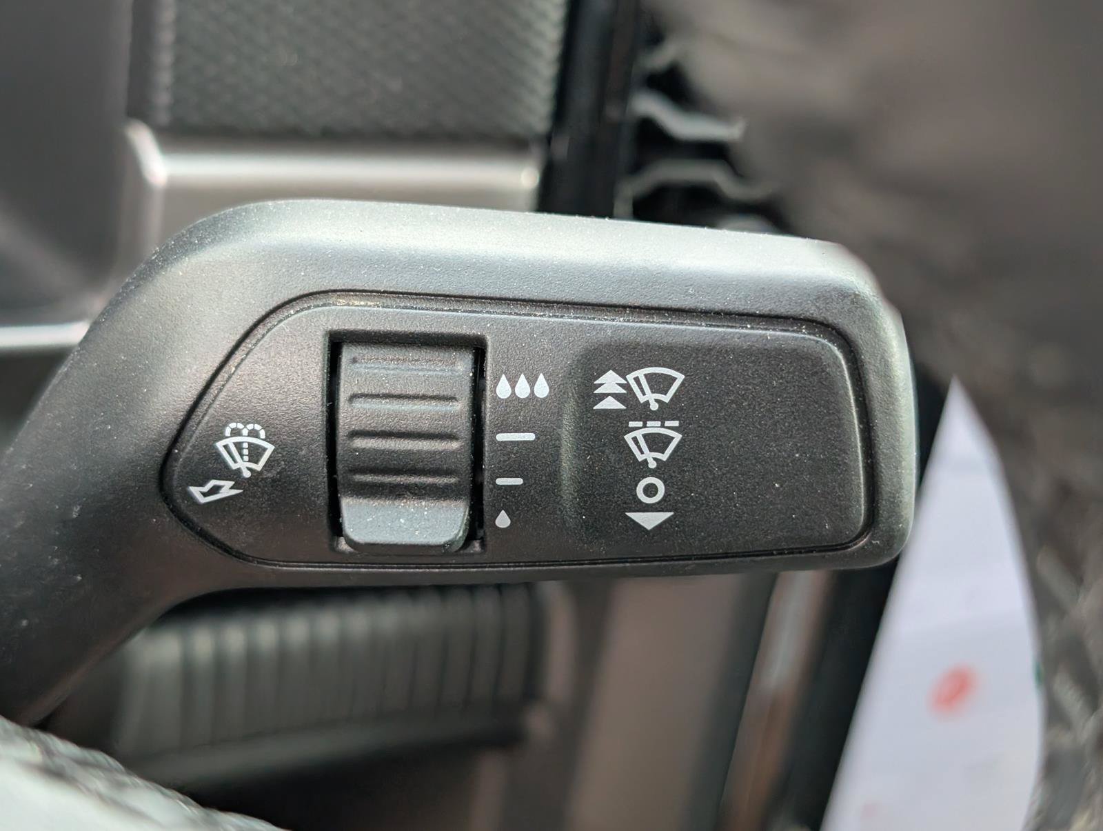 Used 2024 Gray Ford XLT image 24