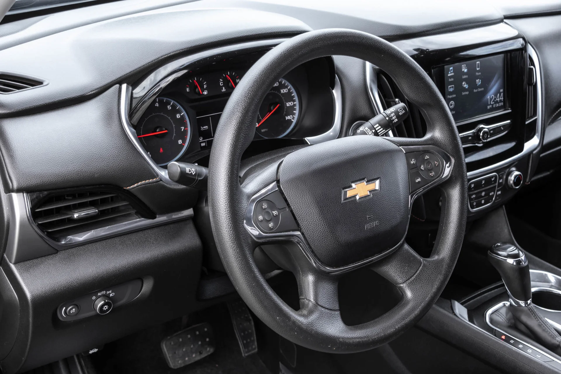 Used 2019 MOSAIC BLACK METALLIC Chevrolet LS image 33