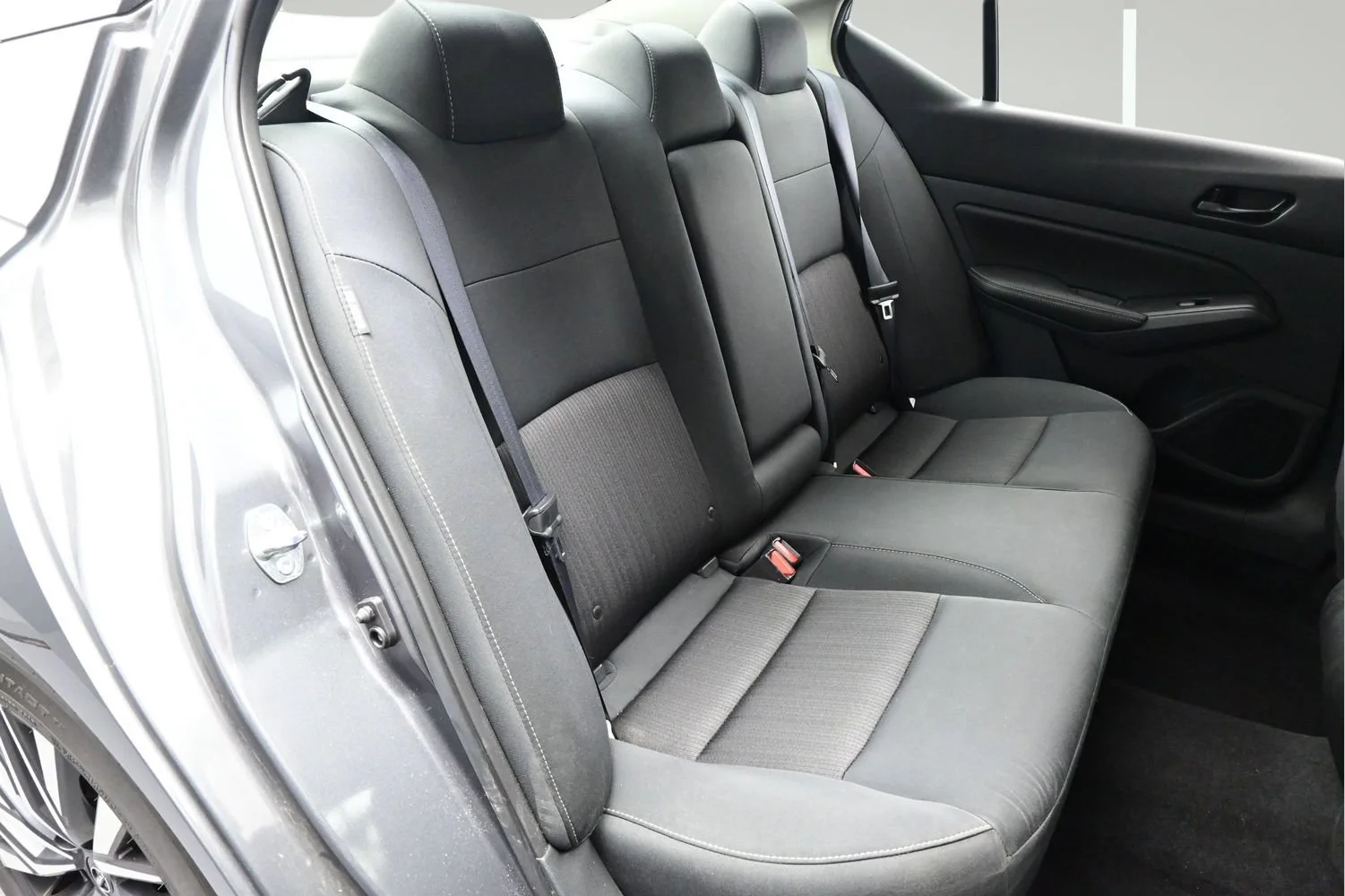 Certified Used 2025 Gun Metallic Nissan SV image 13