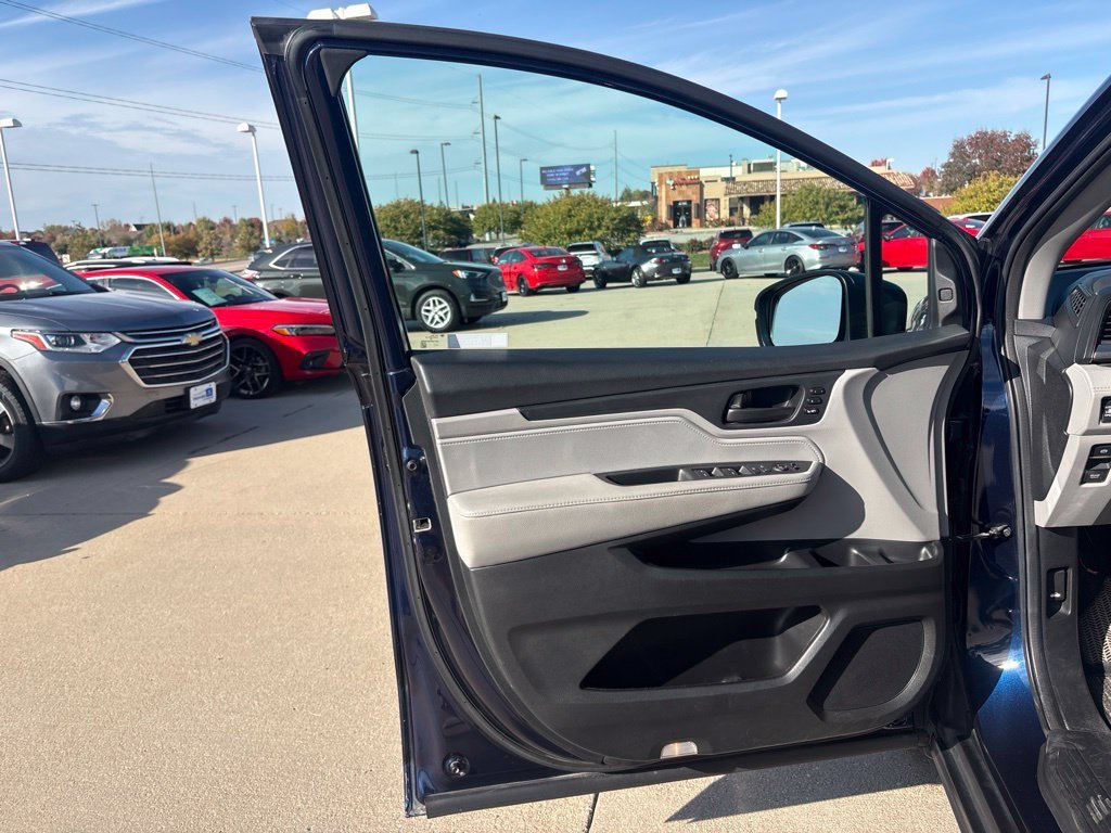 Used 2021 Blue Honda EX-L image 9