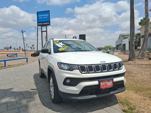 2024 Jeep Compass Latitude Lux