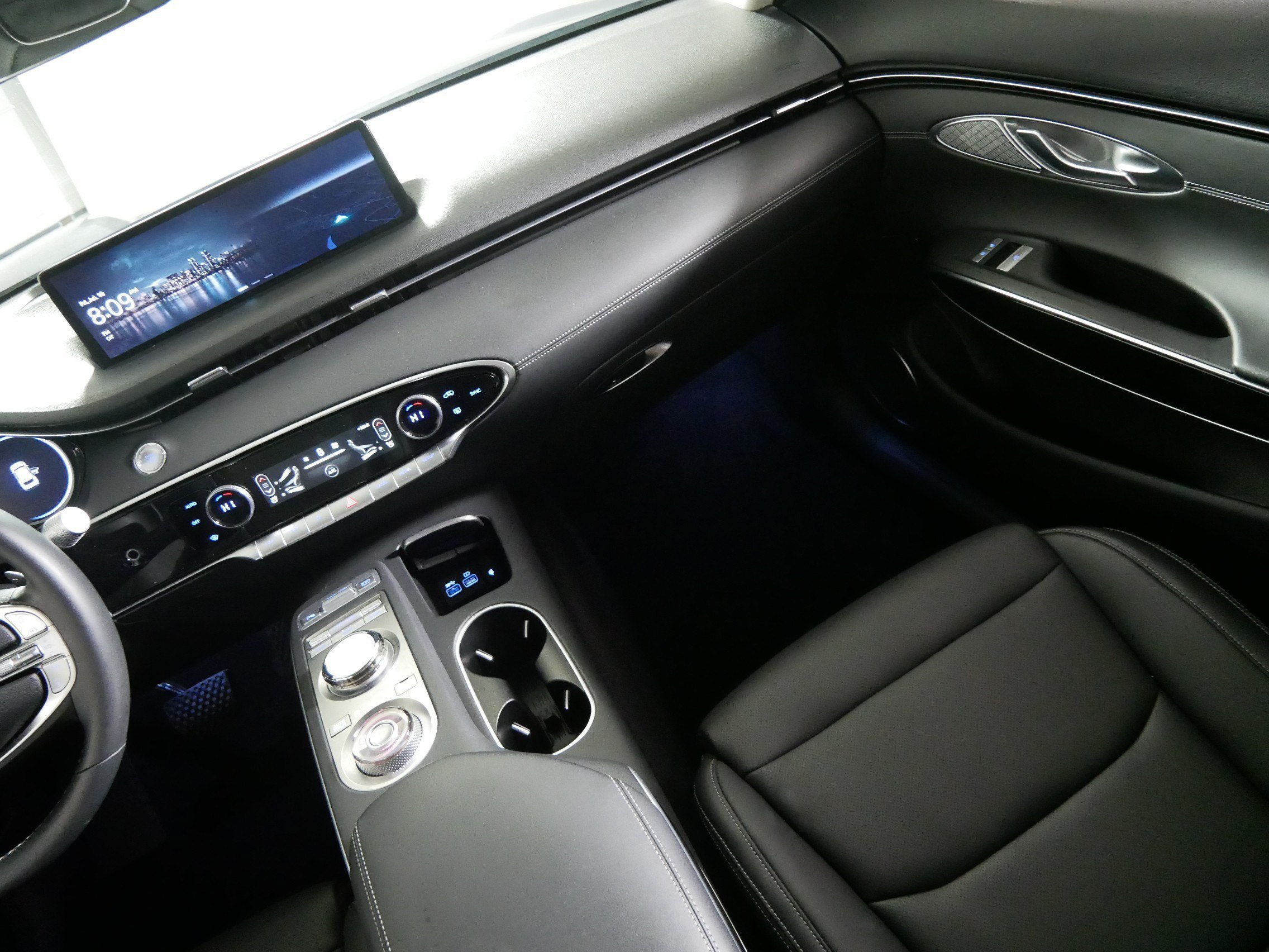 Certified Used 2023 Adriatic Blue Genesis 2.5T image 11