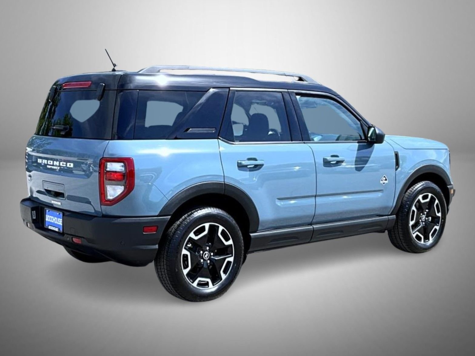 Used 2023 Blue Ford Outer Banks image 5