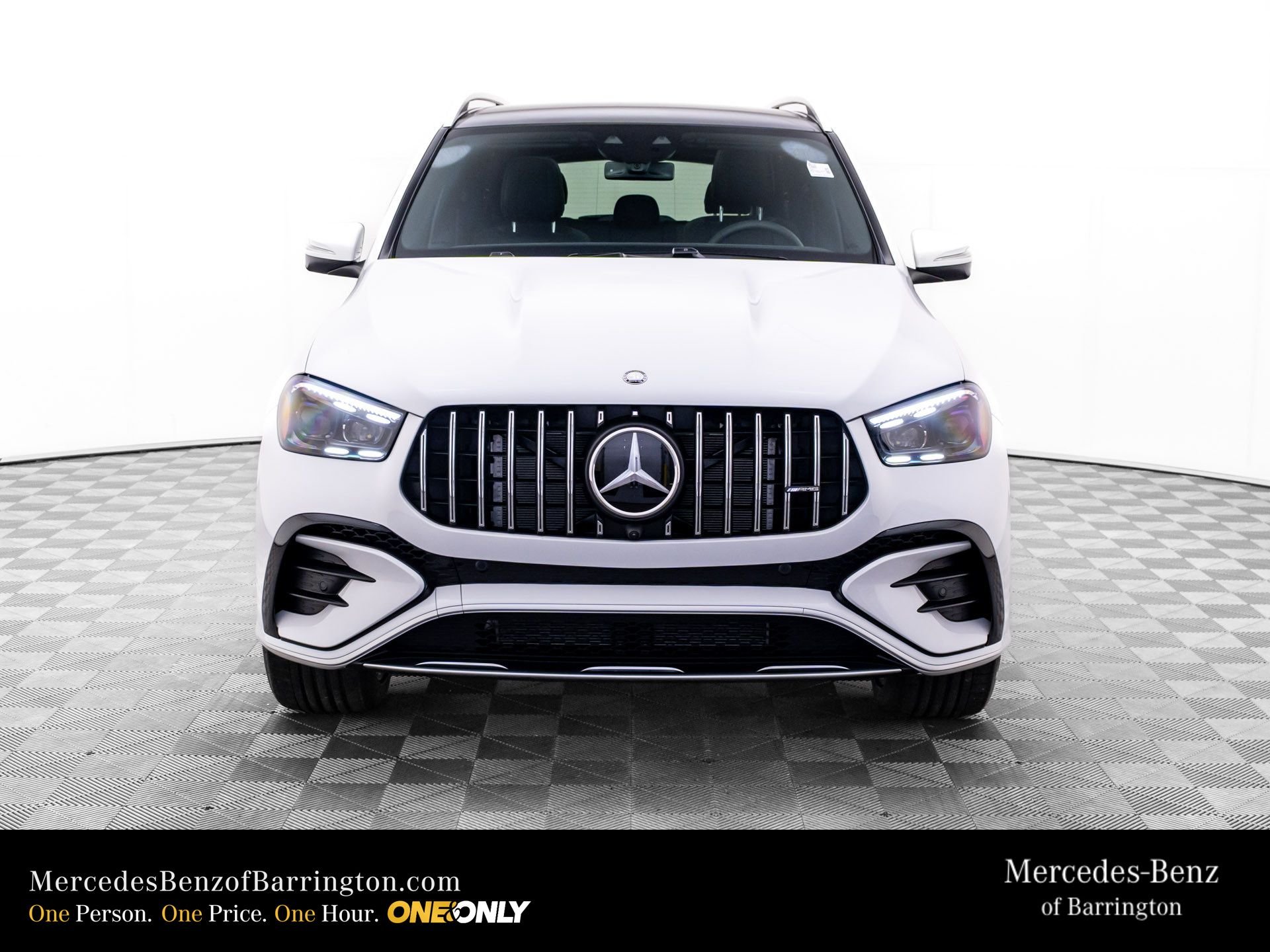New 2026 MANUFAKTUR Moonlight White Metallic Mercedes-Benz GLE 53 AMG® image 10