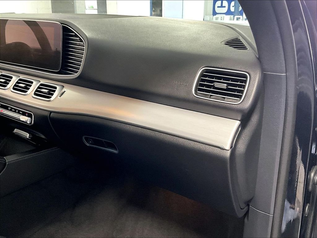 Used 2025 Black Mercedes-Benz GLE 350 image 13