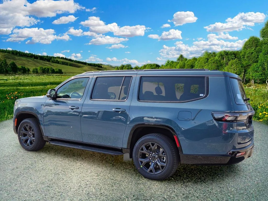 New 2026 Steel Blue Exterior Paint Jeep Limited Altitude image 4