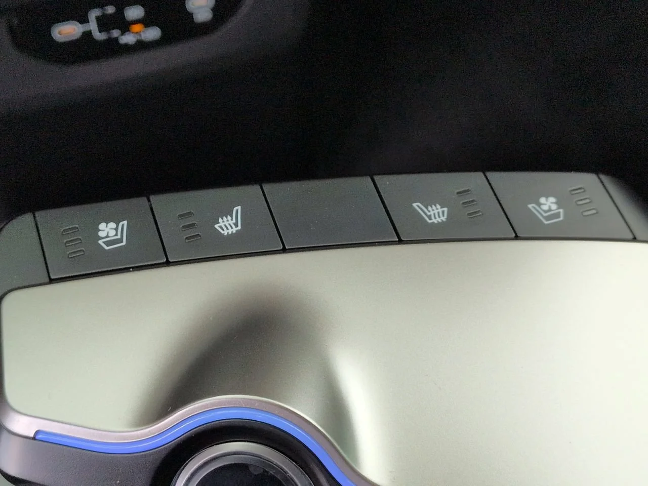 New 2026 Wolf Gray Kia GT-Line image 28