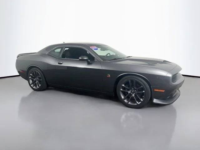 2022 Dodge Challenger R/T - Photo 18