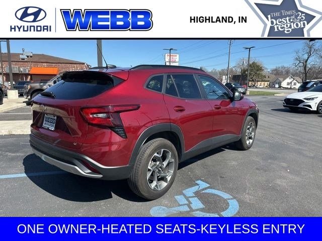 Used 2025 Red Chevrolet LT image 23