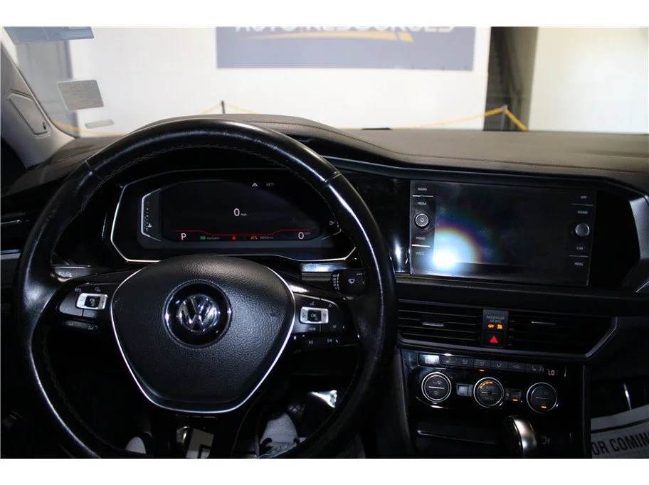 Used 2019 Red Volkswagen SEL image 32