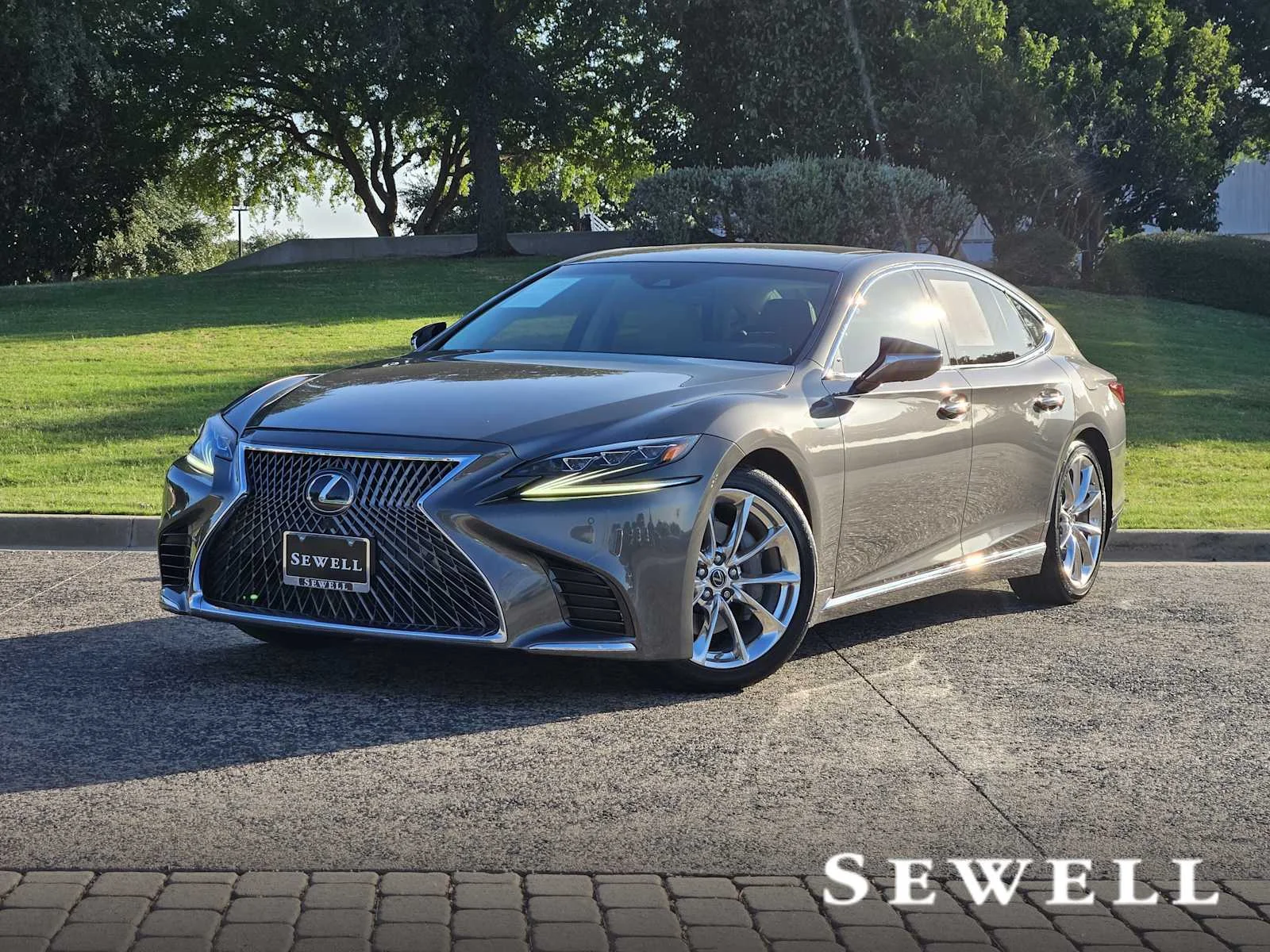 Pre-Owned 2019 Lexus LS 500