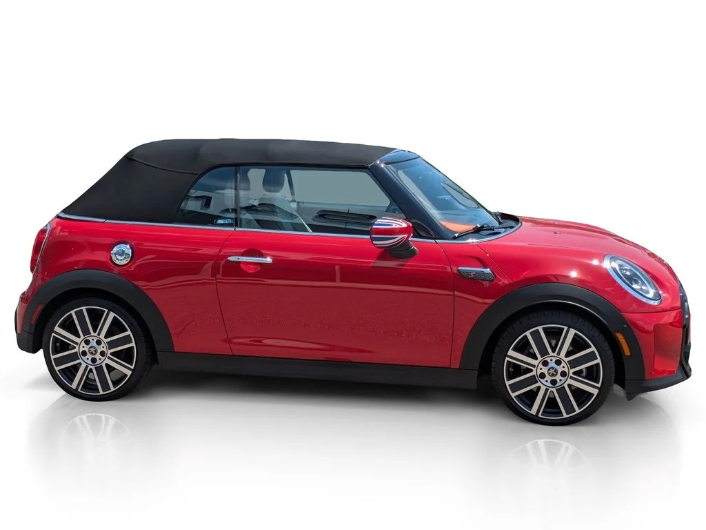 Used 2023 Red MINI Signature image 6