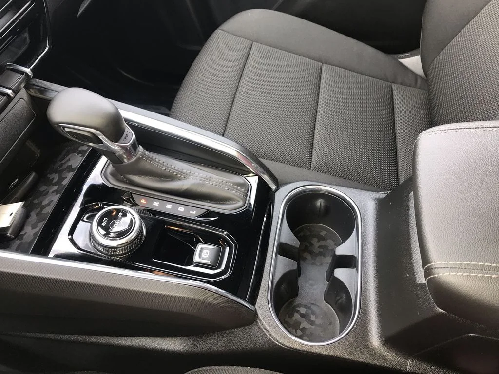 Used 2026 White GMC Elevation image 21