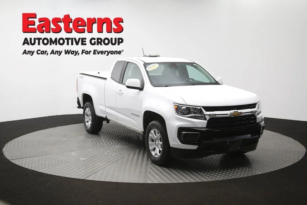 Used 2022 White Chevrolet LT image 53