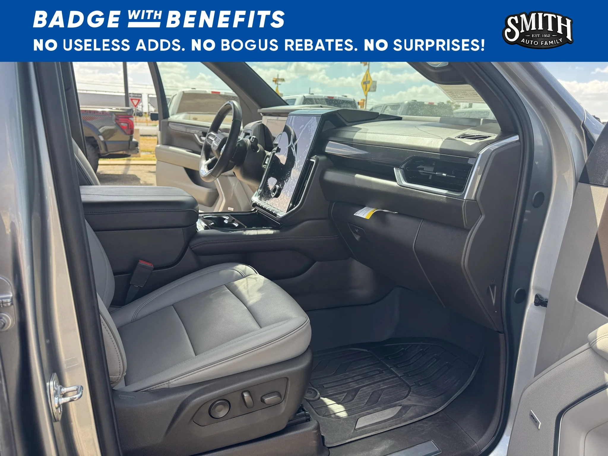 Used 2025 Sterling GMC Elevation image 25