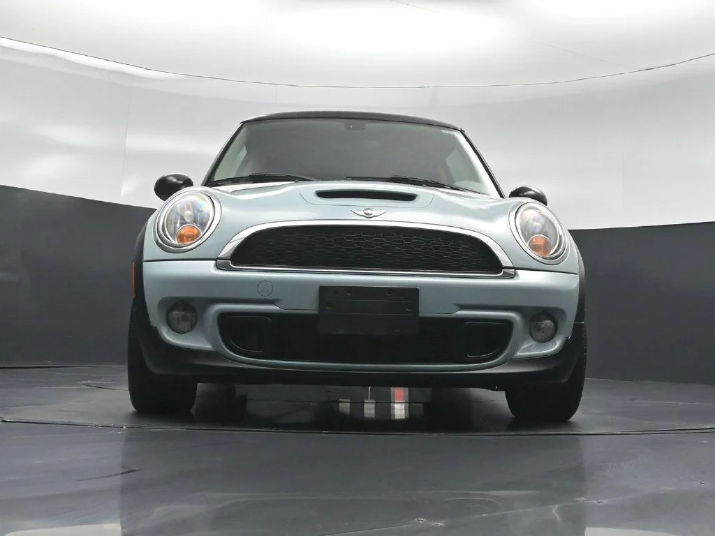 Used 2013 Blue MINI Base image 42