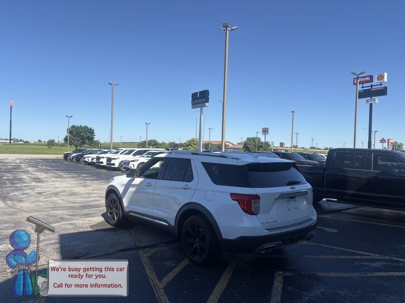 Used 2020 Star White Metallic Tri-Coat Ford Platinum image 3