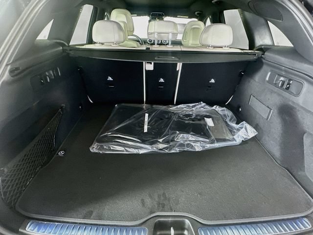New 2026 Graphite Grey Metallic Mercedes-Benz GLC 300 image 57