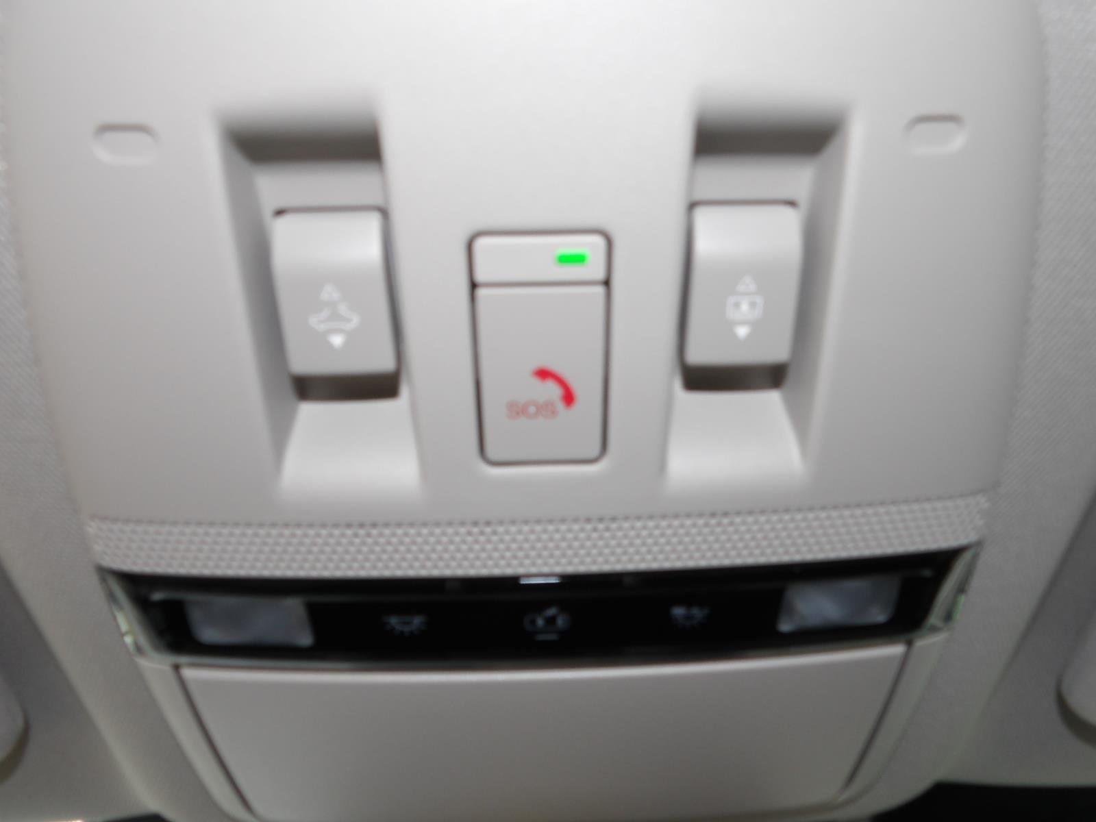 New 2026 Everest White Pearl TriCoat Nissan SL image 29