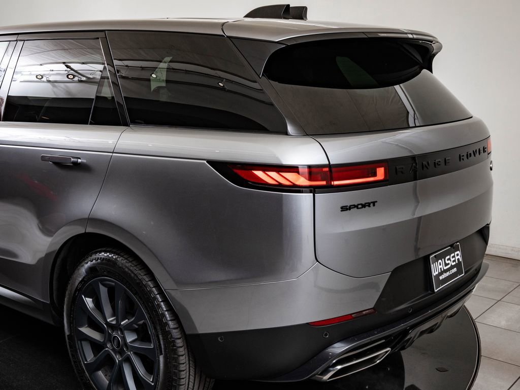 Used 2023 Gray Land Rover SE image 19